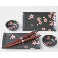 Set de sushi negro con flores sakura rosa